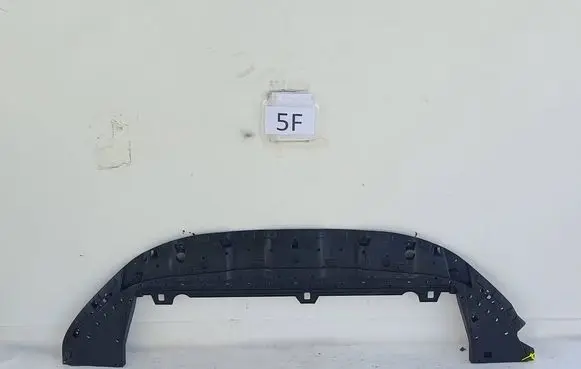 Volvo XC60 Front bumper skid plate/under tray 31383167