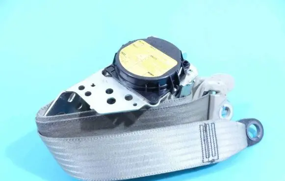 Toyota Sienna XL30 III Front seatbelt 7M3450-P IMPRK1257134