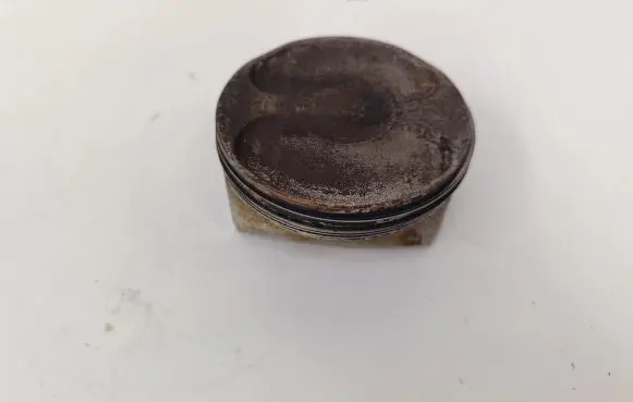 Dodge Grand Caravan Piston 