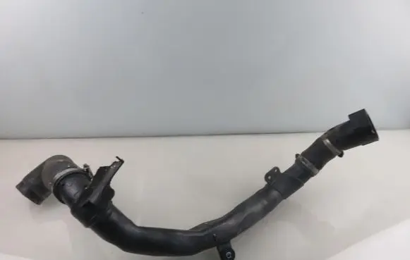 Volkswagen PASSAT B6 Intercooler hose/pipe 1K0145832AC 1K0145840AB 1K0145828S