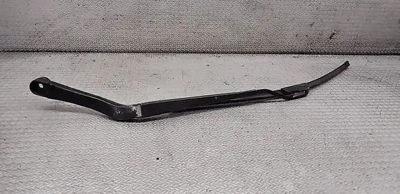 Opel Insignia A Windshield/front glass wiper blade 13227398