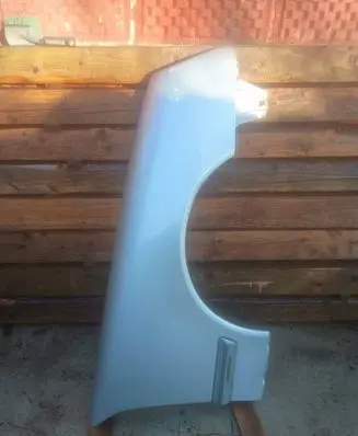 Mercedes-Benz E W210 Fender 