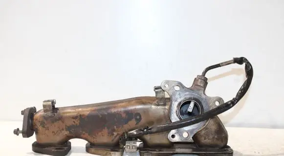 Mercedes-Benz Sprinter W906 Exhaust manifold 651140027