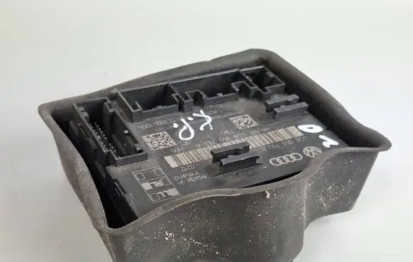 Audi A6 S6 C7 4G Door control unit/module 4G8959793A