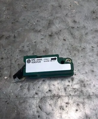 Volkswagen New Beetle Airbag deployment crash/impact sensor 1J0909606L