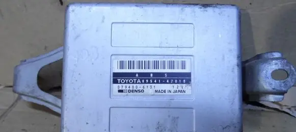 Toyota Yaris ABS control unit/module 8954142010