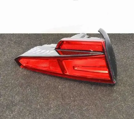 Audi A4 S4 B9 8W Tailgate rear/tail lights 8W5945075A