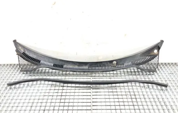 Peugeot 207 Wiper trim 96818458XT