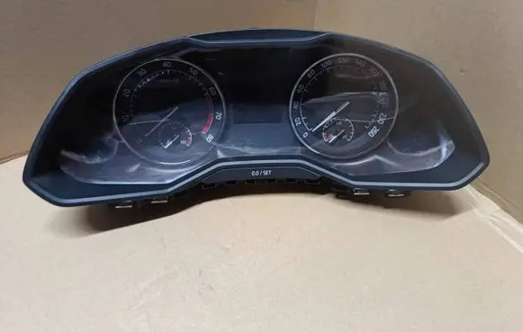 Skoda Superb B8 (3V) Speedometer (instrument cluster) 3V0920750 7812DWFSV 1573955858
