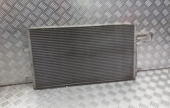 Ford Focus A/C cooling radiator (condenser)