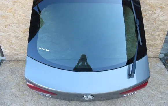 Opel Insignia B Truck tailgate