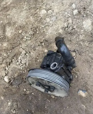 Audi A6 S6 C5 4B Power steering pump
