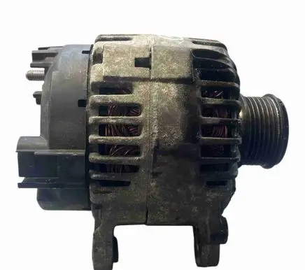 Volkswagen Golf V Generator/alternator 06F903023C