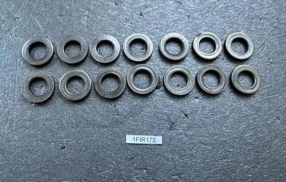 Nissan Patrol Y60 Other cylinder head part 11058V7200
