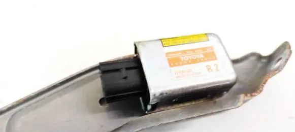 Lexus GS 300 350 430 450H Airbag deployment crash/impact sensor 8983330020 89833-30020