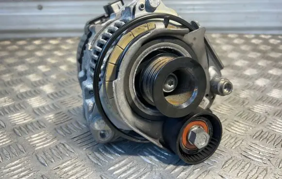 BMW 2 G42 Generator/alternator 8490538 JA1503M0
