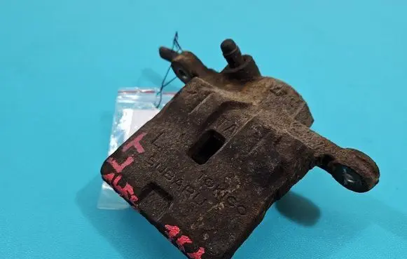 Rear brake caliper