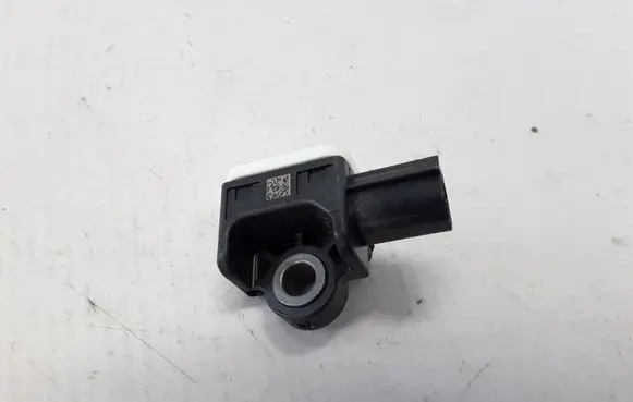 Volvo V60 Airbag deployment crash/impact sensor 31334336