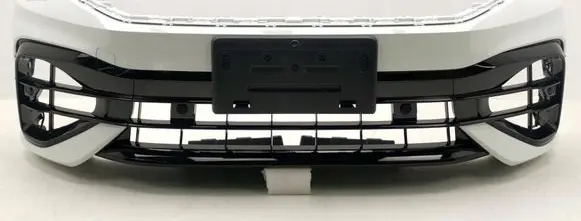Volkswagen Tiguan Front bumper 5NA807221D