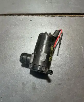 Hyundai Terracan Windscreen/windshield washer pump 98510H1000