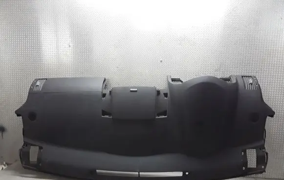 Toyota Corolla Verso AR10 Dashboard 553020F010