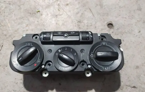 Volkswagen Touran I Climate control unit 1K0820047FJ