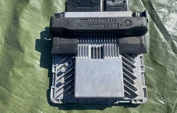 Audi A4 S4 B8 8K Engine control unit/module 8T0907559D 8T0907559A 5WP4611701