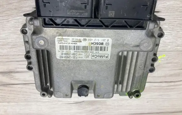 Ford Fiesta Engine control unit/module F1B112A650AKB
