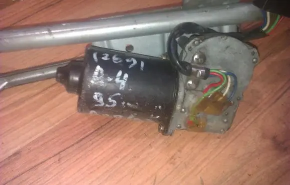 Audi A4 S4 B5 8D Wiper motor