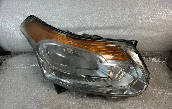 Citroen C3 Headlight/headlamp 