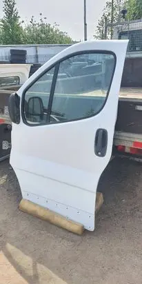 Renault Trafic II (X83) Front door