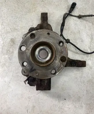 Opel Corsa D Front wheel hub spindle knuckle 55703154