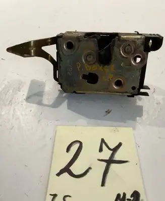 Peugeot Boxer Front door lock 913576