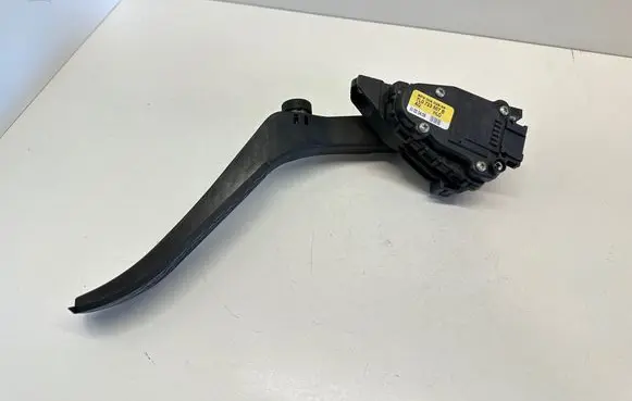 Audi Q7 4L Accelerator throttle pedal 7L0723507B 6PV00802624
