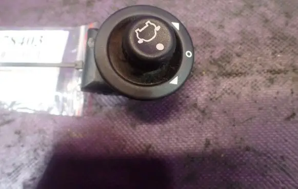 Ford Fusion Wing mirror switch 