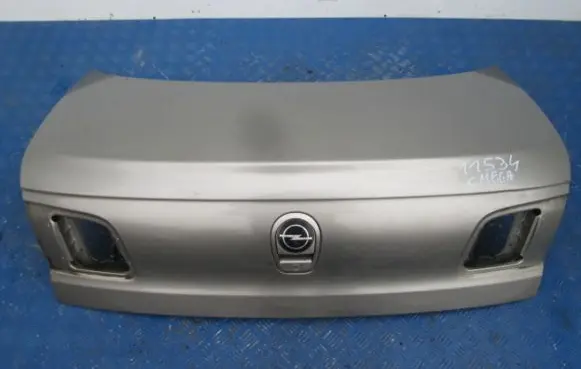 Opel Omega B1 Tailgate/trunk/boot lid