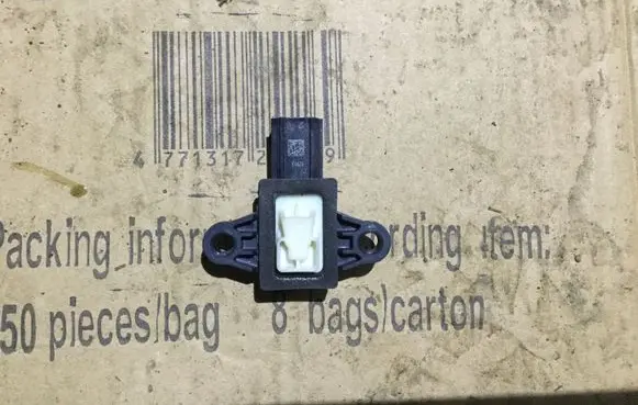 Volvo V40 Airbag deployment crash/impact sensor 31360986