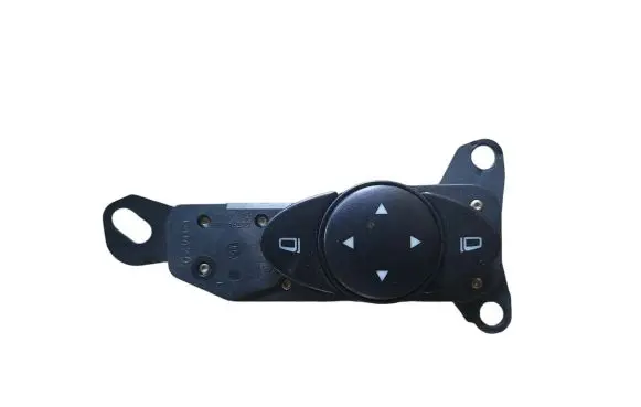 Mercedes-Benz E W211 Wing mirror switch 2118202110