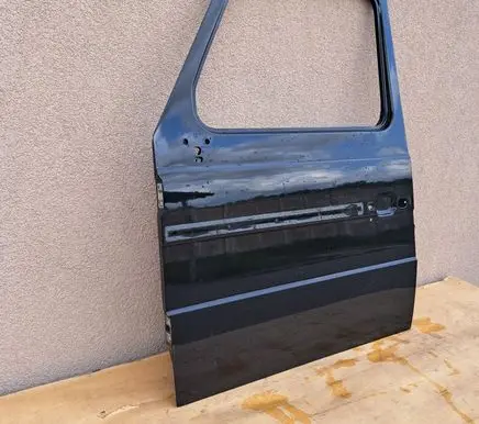 Mercedes-Benz G W464 Front door