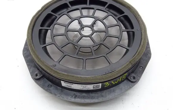 Audi A1 Front door speaker 8X0035415B