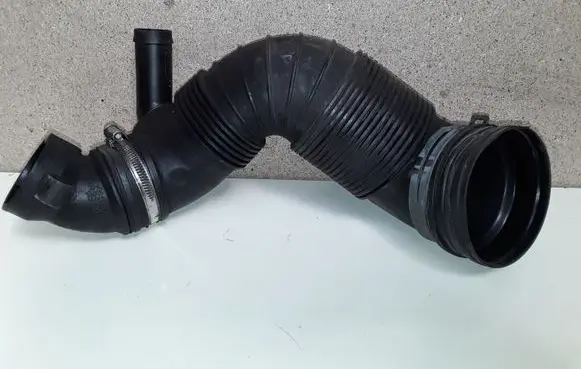 Audi A3 S3 A3 Sportback 8P Air intake hose/pipe 3C0129635 3C0129654