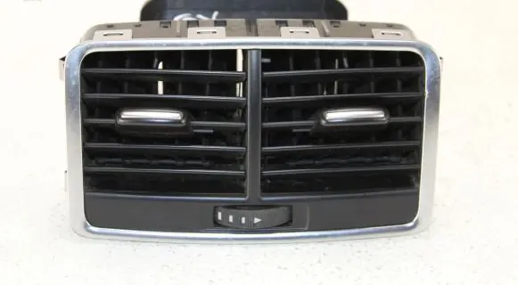 Audi A6 S6 C6 4F Rear air vent grill 4F0819203C