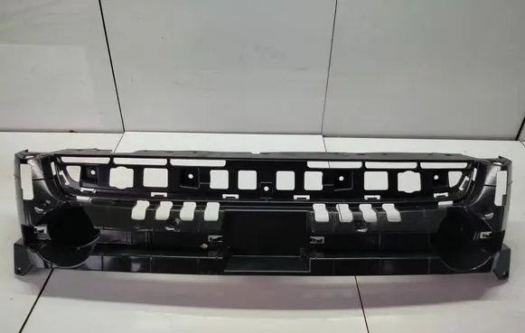 Front bumper mounting bracket
