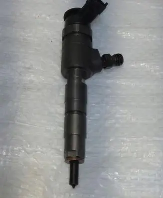 Fuel injector
