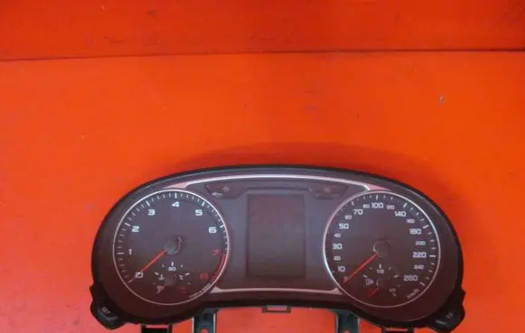 Audi A1 Speedometer (instrument cluster) 8X0920930E