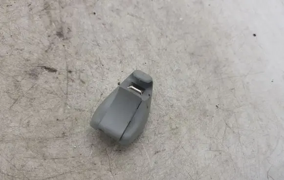 BMW 5 E60 E61 Sun visor clip/hook/bracket NOCODE