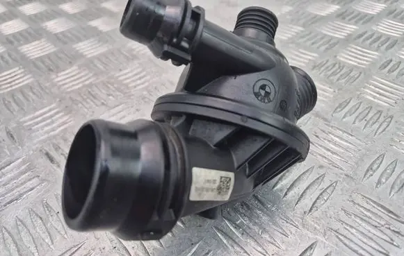 BMW 3 E90 E91 Thermostat/thermostat housing 7552403 10106811 1010681