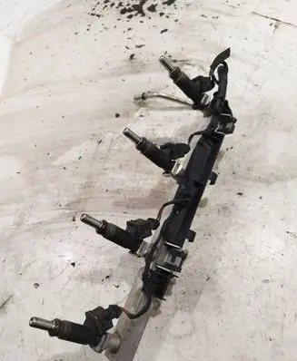 BMW 1 E81 E87 Fuel injection system set 
