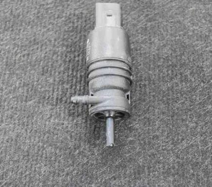 Skoda Superb B8 (3V) Windscreen/windshield washer pump 1K5955651