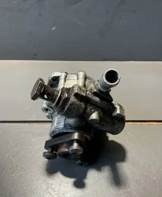 BMW 3 E90 E91 Power steering pump 7692974546 6768155028